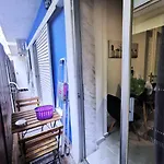 Yannis Apartments - Stylish Stay With High-Speed Wi-Fi